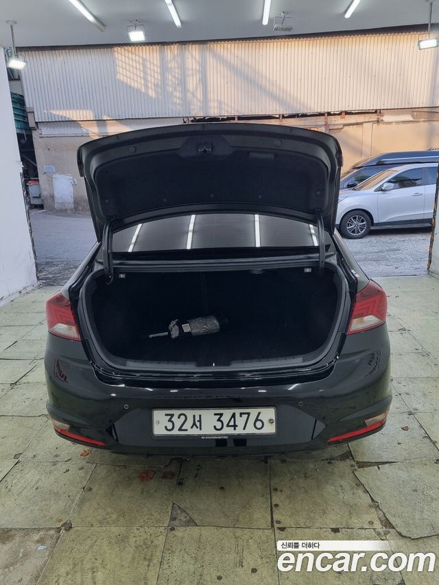 Hyundai AVANTE 1.6 Premium — пробег 66 889 км — фото 5 из 5
