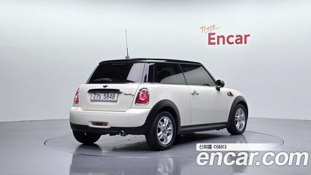 Mini Cooper Special Edition Second Generation — пробег 82 185 км — фото 2 из 5
