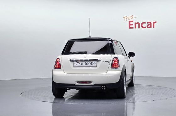 Mini Cooper Special Edition Second Generation — пробег 82 185 км — фото 4 из 5