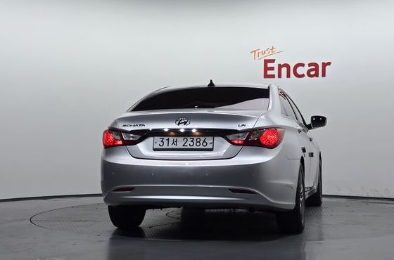Hyundai Sonata LPI Smart — пробег 158 495 км — фото 4 из 5