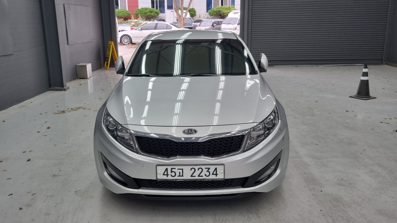Kia K5 LPI Luxury — пробег 174 800 км — фото 3 из 5