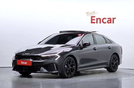 Kia K5 2.0 Signature — пробег 16 596 км — фото 1 из 5