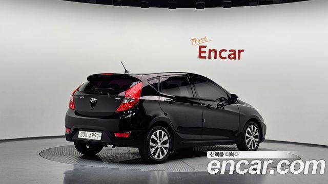 Hyundai Accent WIT 1.4 VVT Premium — пробег 71 778 км — фото 2 из 5
