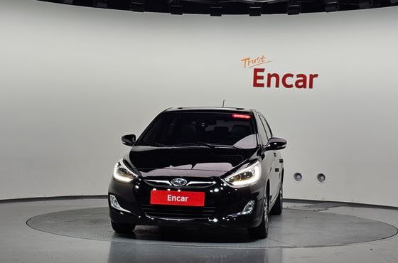 Hyundai Accent WIT 1.4 VVT Premium — пробег 71 778 км — фото 3 из 5