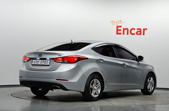Hyundai AVANTE 1.6 GDi Modern Standard — пробег 204 416 км — фото 2 из 5