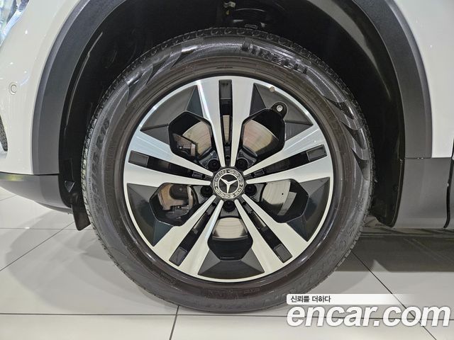 Mercedes-Benz GLB-Class GLB200 d — пробег 11 435 км — фото 5 из 5
