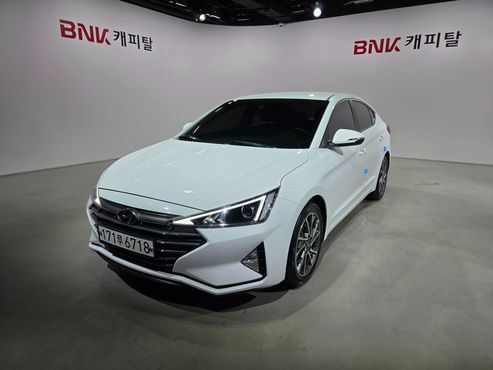 Hyundai AVANTE 1.6 Smart Choice — пробег 68 407 км — фото 1 из 5