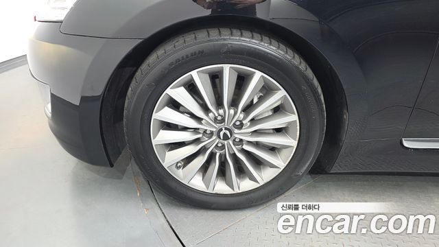 Hyundai Equus из Кореи Encar