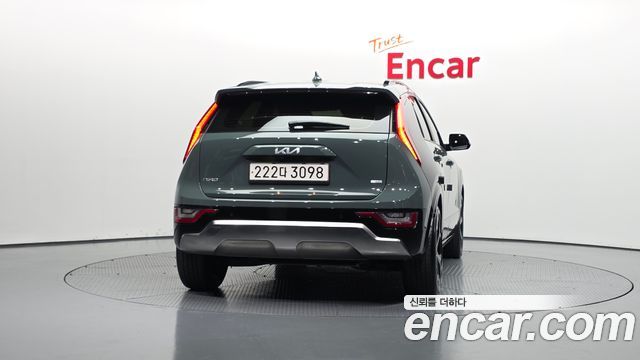 Kia Niro Signature — пробег 94 640 км — фото 4 из 5