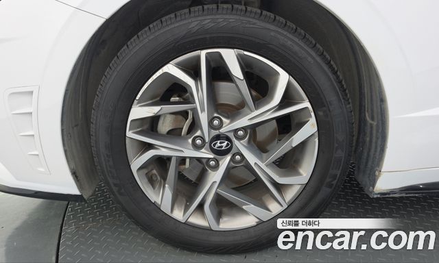 Hyundai Sonata 2.0 Premium Plus — пробег 104 172 км — фото 5 из 5
