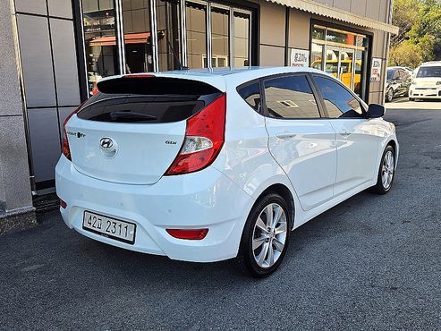 Hyundai Accent WIT 1.6 GDI Top — пробег 100 027 км — фото 3 из 5