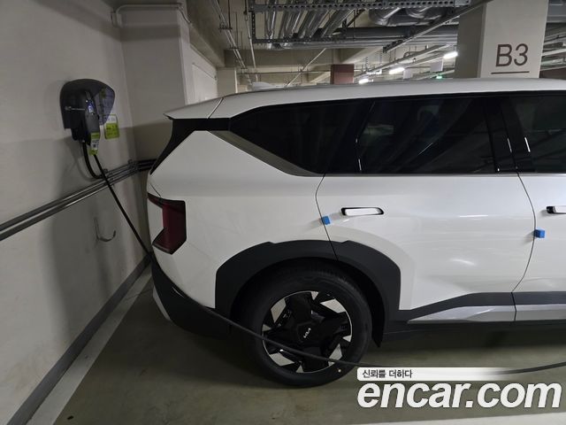 Kia EV5 Long Range 2WD AIr — пробег 34 км — фото 2 из 5