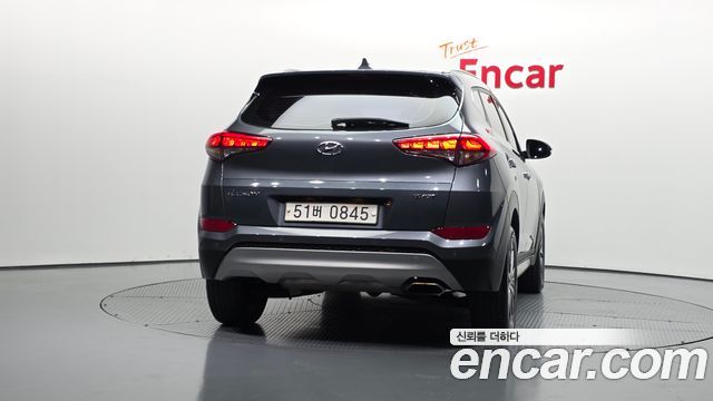 Hyundai Tucson Diesel 1.7 2WD Premium — пробег 214 269 км — фото 4 из 5