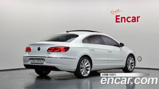 Volkswagen CC 2.0 TDI BlueMotion — пробег 319 677 км — фото 2 из 5