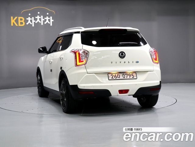 Ssangyong TIBOLI Diesel VX 2WD — пробег 71 500 км — фото 4 из 5