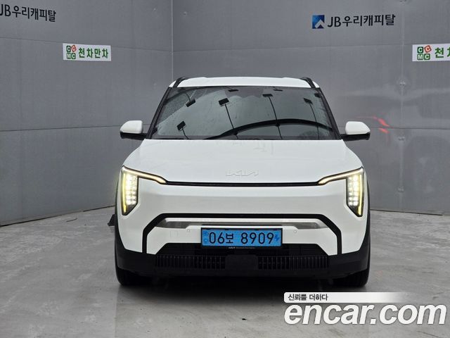 Kia EV3 Long Range 2WD Earth — пробег 25 497 км — фото 2 из 5