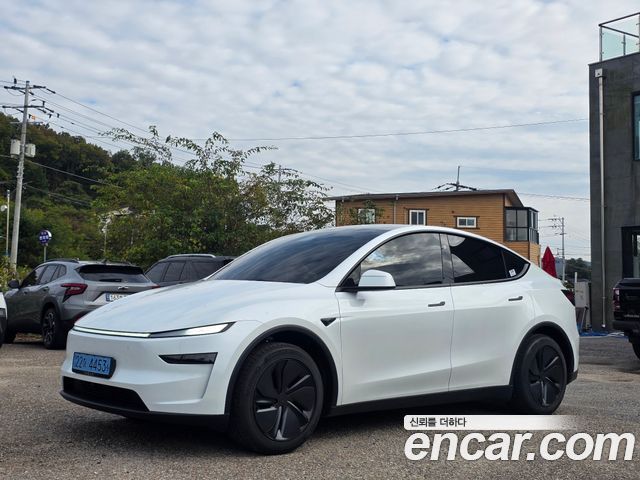 Tesla Model Y Premium RWD — пробег 500 км — фото 2 из 5