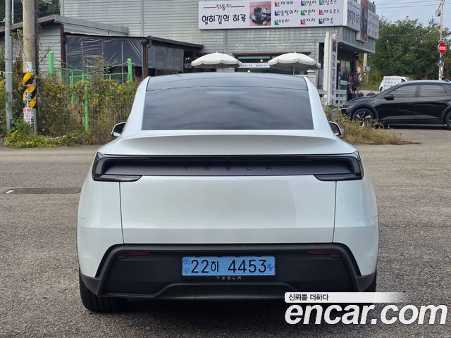 Tesla Model Y Premium RWD — пробег 500 км — фото 5 из 5