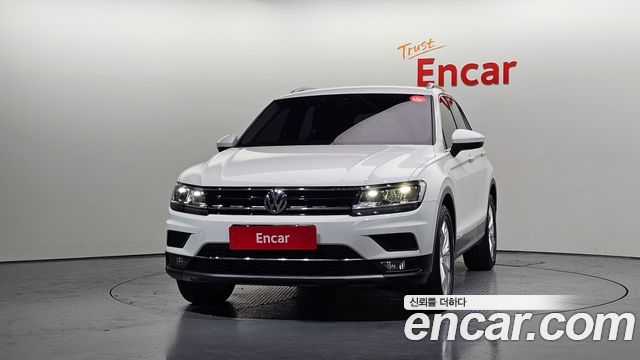Volkswagen Tiguan 2.0 TDI Premium — пробег 32 879 км — фото 3 из 5
