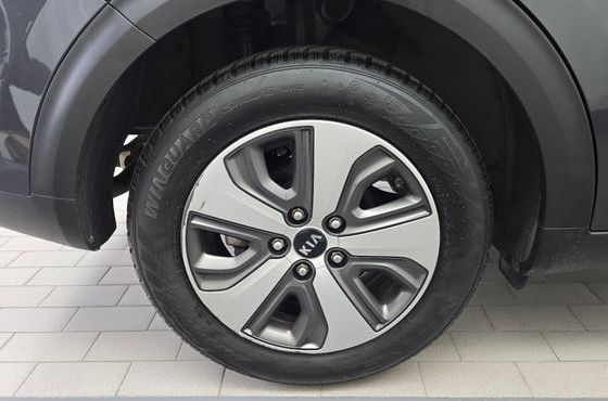 Kia Niro 1.6 HEV Luxury — пробег 111 197 км — фото 5 из 5
