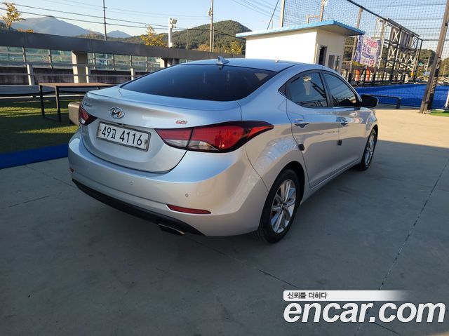 Hyundai AVANTE 1.6 GDi Modern Standard — пробег 121 053 км — фото 3 из 5