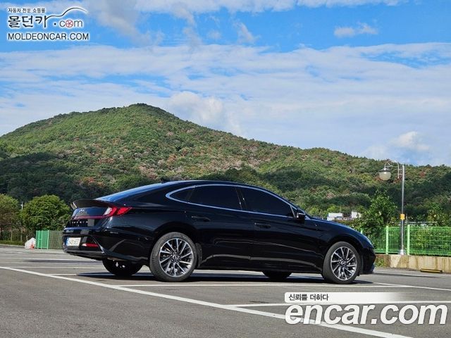Hyundai Sonata 2.0 Premium Plus — пробег 58 007 км — фото 2 из 5