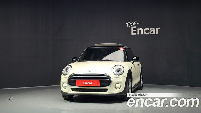 Mini Cooper Standard 3rd — пробег 111 216 км — фото 3 из 5