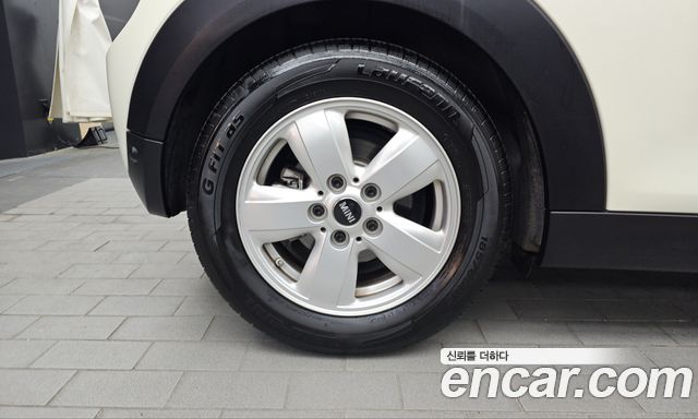 Mini Cooper Standard 3rd — пробег 111 216 км — фото 5 из 5