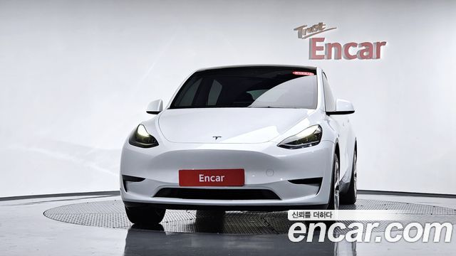 Tesla Model Y RWD — пробег 49 311 км — фото 3 из 5
