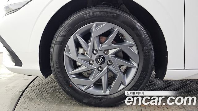 Hyundai AVANTE 1.6 Modern — пробег 24 895 км — фото 5 из 5