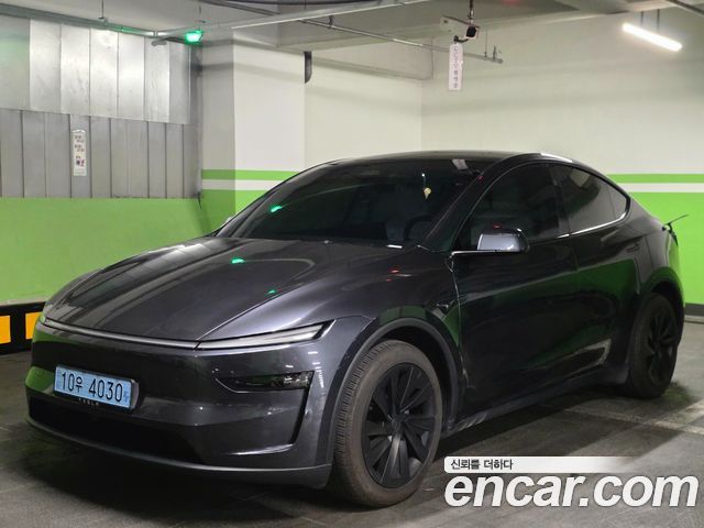 Tesla Model Y RWD — пробег 27 300 км — фото 3 из 5