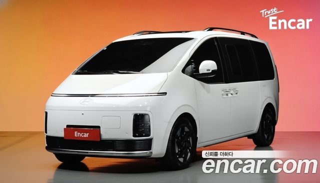 Hyundai Staria EV Lounge 11-Seater Prestige — пробег 7 226 км — фото 1 из 5