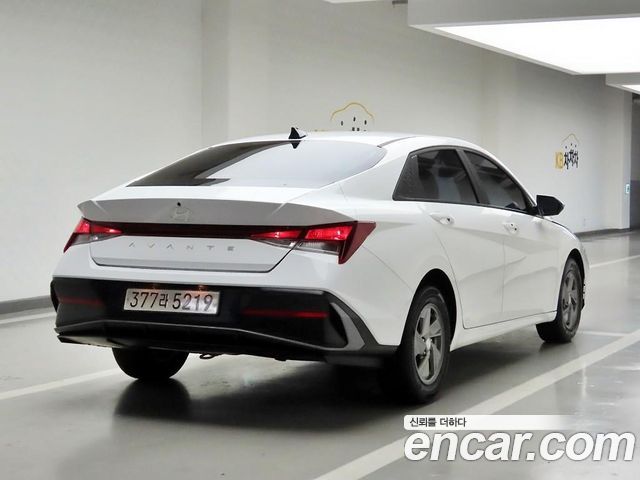 Hyundai AVANTE 1.6 Smart — пробег 72 860 км — фото 4 из 5