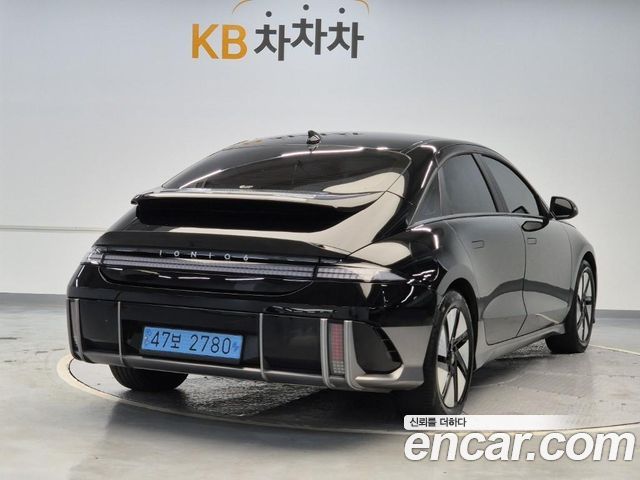 Hyundai Ioniq6 Standard E-Value+ — пробег 55 033 км — фото 3 из 5