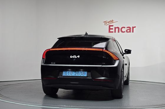 Kia EV6 Long Range 4WD Air — пробег 100 990 км — фото 4 из 5