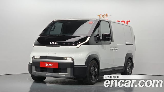 Kia PV5 Cargo Long Long Range Basic — пробег 4 100 км — фото 1 из 5