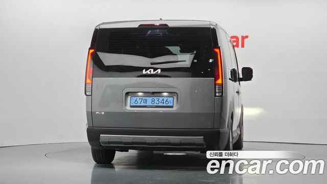 Kia PV5 Passenger 5 Seater Plus — пробег 8 107 км — фото 4 из 5