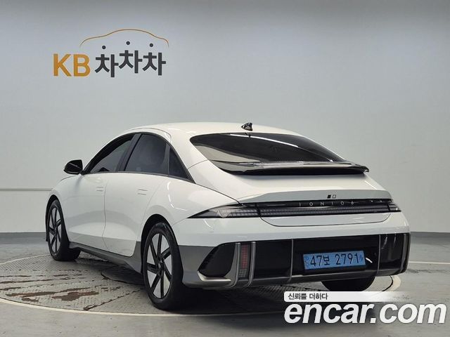 Hyundai Ioniq6 Standard E-Value+ — пробег 39 998 км — фото 2 из 5