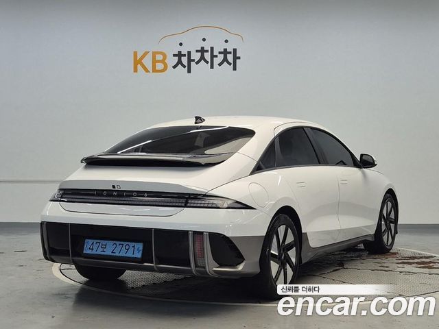Hyundai Ioniq6 Standard E-Value+ — пробег 39 998 км — фото 3 из 5