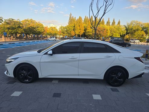 Hyundai AVANTE 1.6 Inspiration — пробег 80 402 км — фото 3 из 5