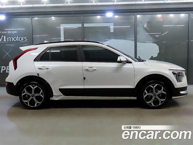 Kia Niro Signature — пробег 42 618 км — фото 3 из 5