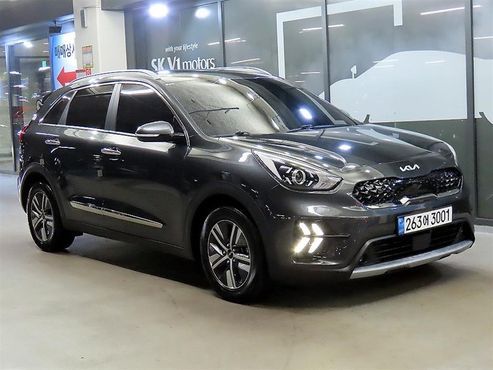 Kia Niro 1.6 HEV Noblesse — пробег 135 788 км — фото 1 из 5