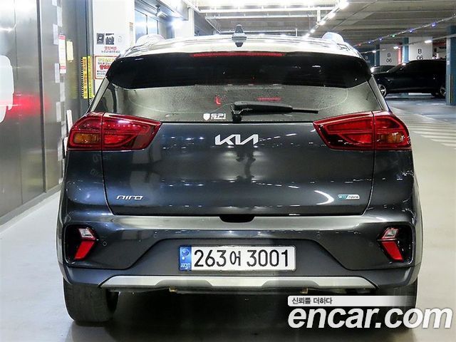Kia Niro 1.6 HEV Noblesse — пробег 135 788 км — фото 5 из 5