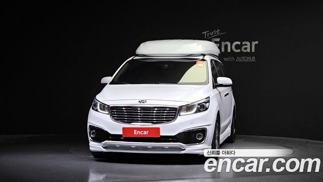 Kia Carnival 9-seater Hi-Limousine Prestige — пробег 130 454 км — фото 3 из 5