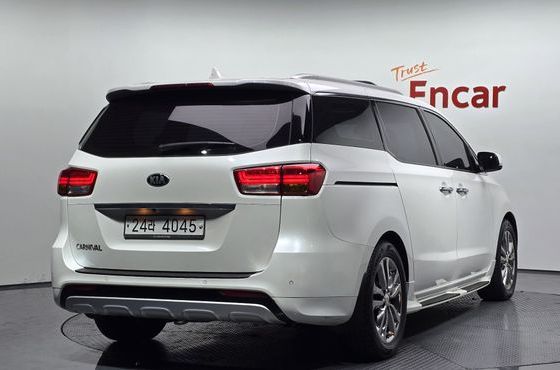 Kia Carnival 9-seater Noblesse — пробег 135 193 км — фото 2 из 5