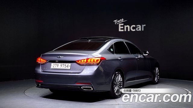 Hyundai Genesis из Кореи Encar