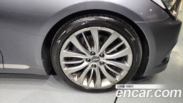 Hyundai Genesis из Кореи Encar