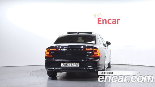 Volvo S90 из Кореи Encar