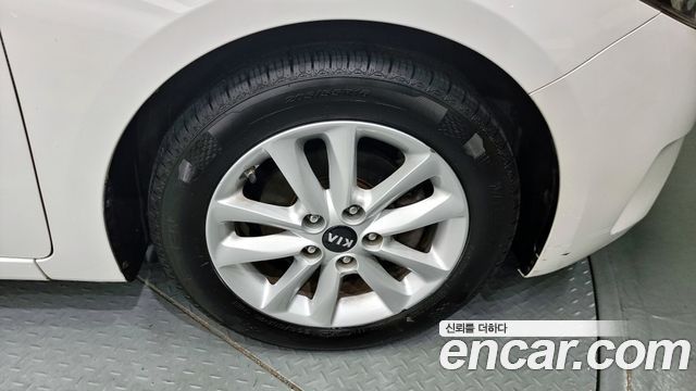 Kia K3 из Кореи Encar