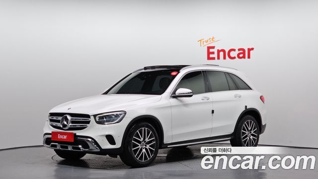 Mercedes-Benz GLC-Class GLC300 4MATIC — пробег 110 108 км — фото 1 из 5